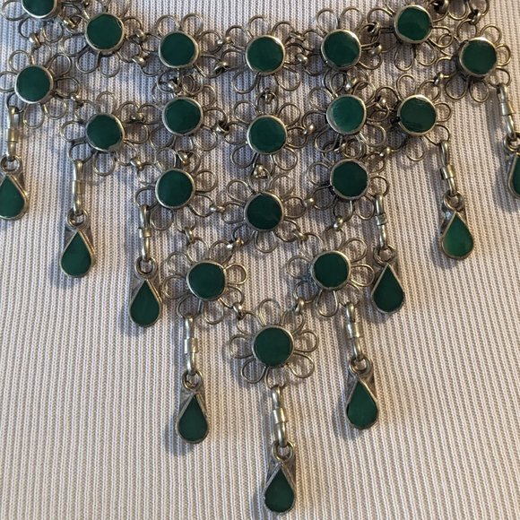 Vintage Malachite Daisy Necklace - Picture 5 of 5